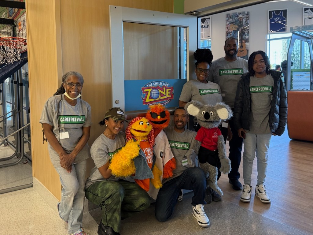 Livin' Life Workshop Team CHOA Slime Party